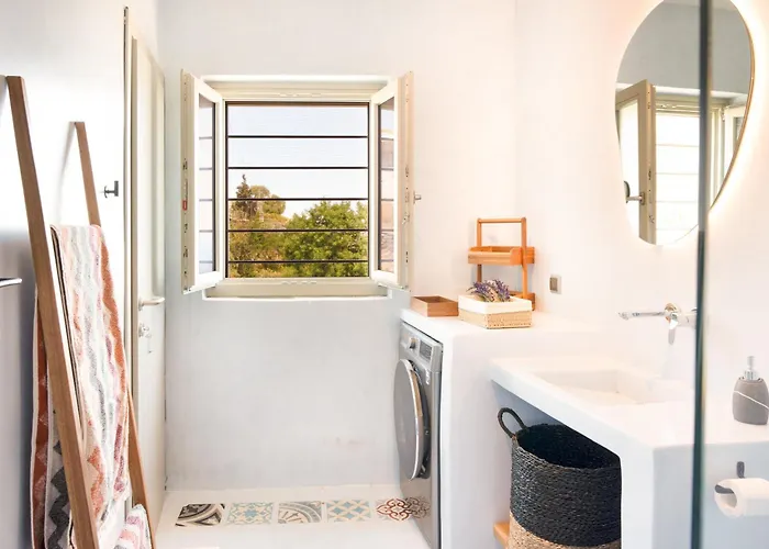 Black Tower * 阿波罗尼亚