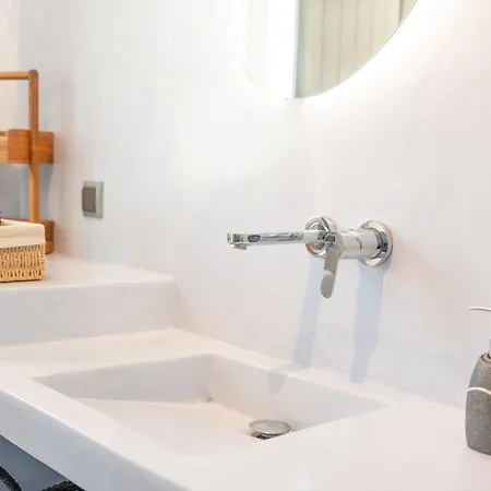 Black Tower Apollonia (Sifnos)