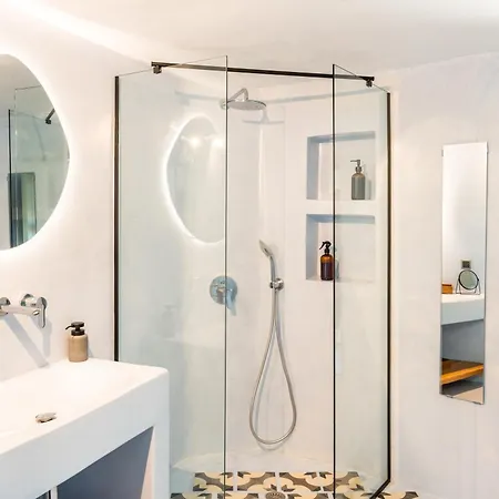 Black Tower Apollonia (Sifnos)