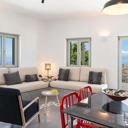 Black Tower * Apollonia (Sifnos)